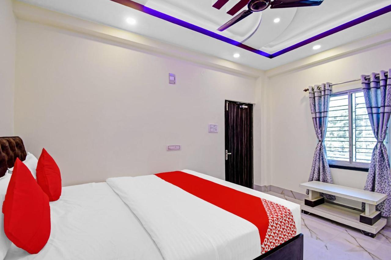 Oyo 86602 Hotel Dream Palace Kolkata Exterior photo