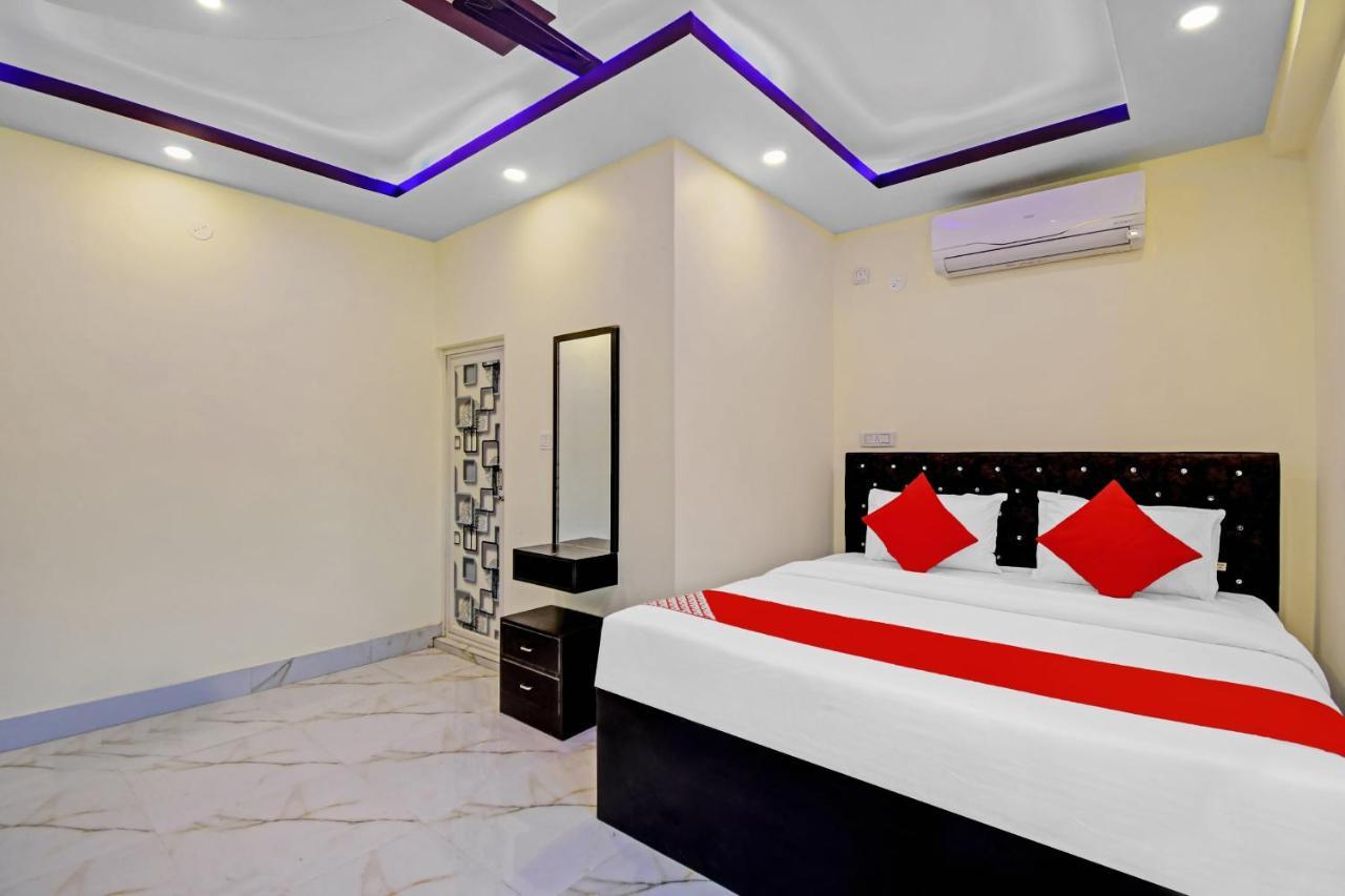 Oyo 86602 Hotel Dream Palace Kolkata Exterior photo