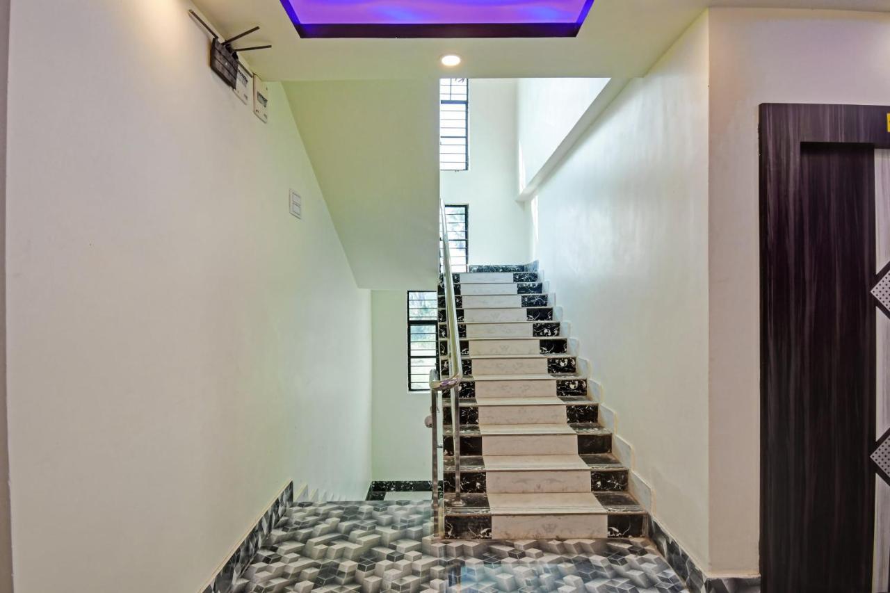 Oyo 86602 Hotel Dream Palace Kolkata Exterior photo